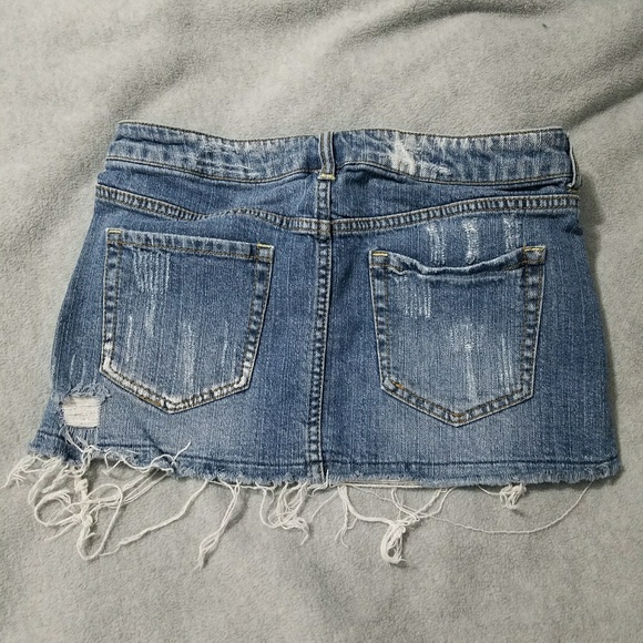 Vintage Havana Studded Denim Skirt - Picture 2 of 4